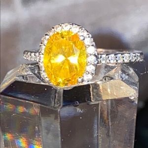 Lab created canary diamond oval halo set